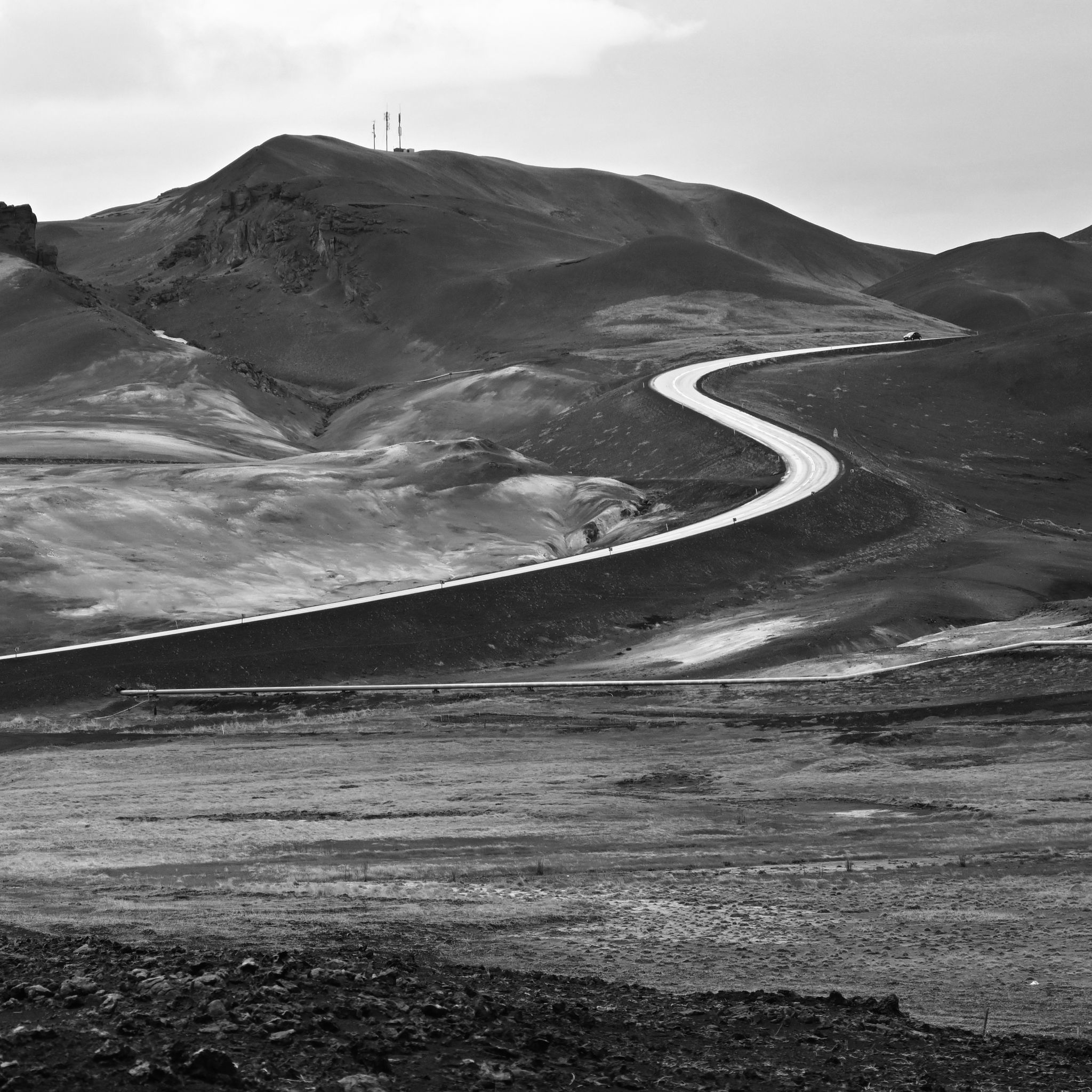 Une route singulière représentant un S en Islande